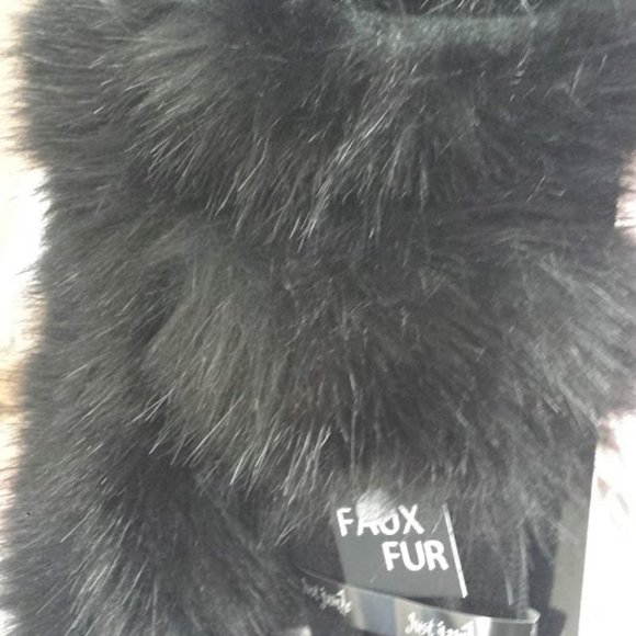 Faux Fox Fur Scarf and Glove Set - Picture 8 of 11